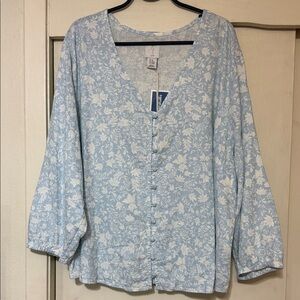 NEW Light Blue Floral Women's Top